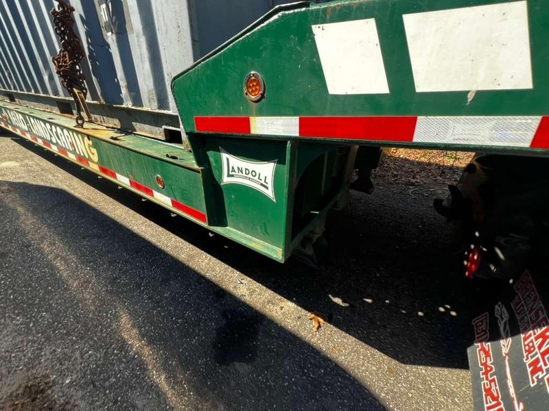 Kenworth T800 Dump Truck, 2011 – Heavy-Duty Tandem Axle