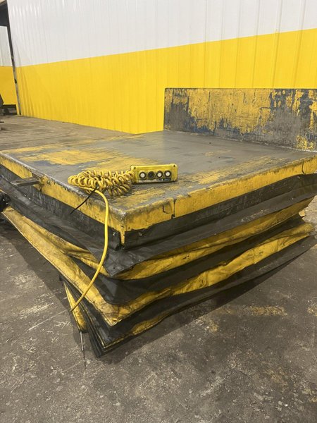 48" x 48" VESTIL HYDRAULIC LIFT AND TILT SCISSOR TABLE: STOCK #20543