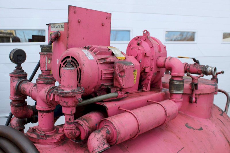 250 GALLON CINCINNATI MILACRON SUMP SUCKER: STOCK #71713