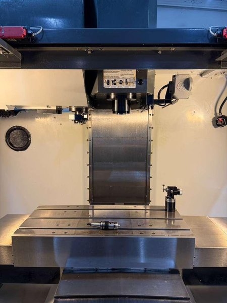 Haas VF-2 CNC Vertical Machining Center – 30,000 RPM, WIPS, Linear Scales Mill