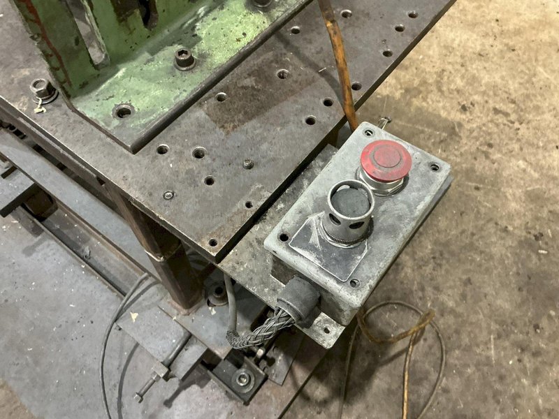 12 TON PNEUPOWR AIRAM MODEL #4P12 PNEUMATIC PRESS 3” STROKE: YOBRO #24862