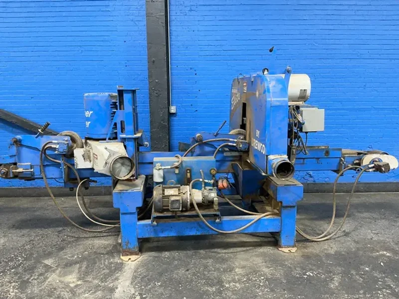 BREWCO INC. 167” CONVEYOR, 30 HP PALLET SAW
