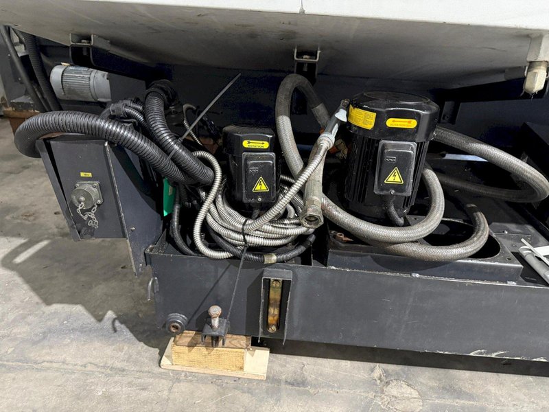 Doosan Mynx MV-6030 CNC Vertical Machining Center – 4th Axis Ready Mill