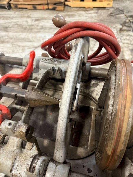 RIDGID 535 PIPE THREADING MACHINE USED