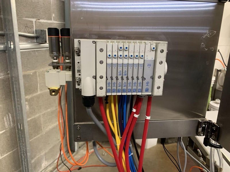 Meheen M6 6-Head Carbonated Bottle Filler – 2019, Clean, Ready to Run