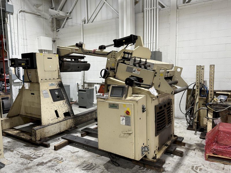 24,000 lbs. x 32&quot; Width Minster Coil Reel and Minster Powered Straightener,  Model#MRH20-38S &amp; MSH30-32-7, Year 2007