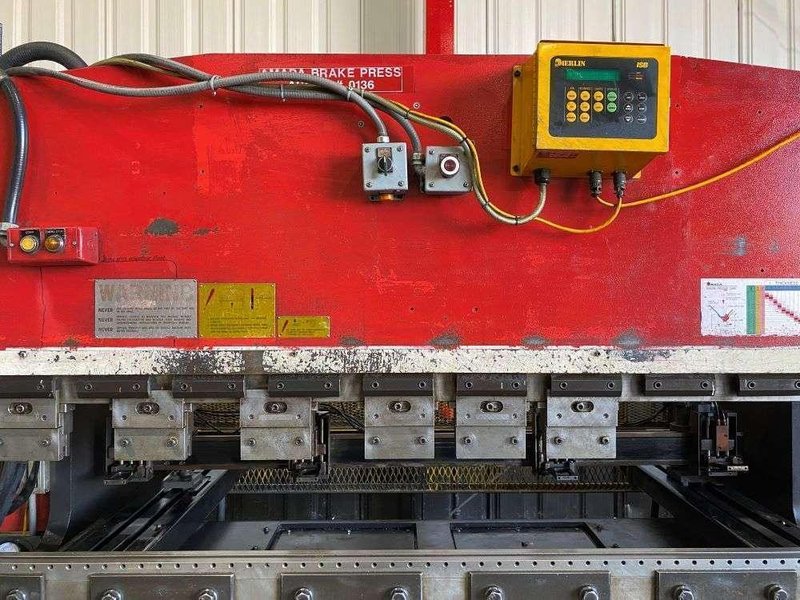 Amada RG-80 CNC Press Brake