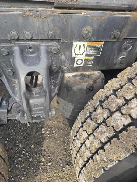 2022 Peterbilt 567 804176