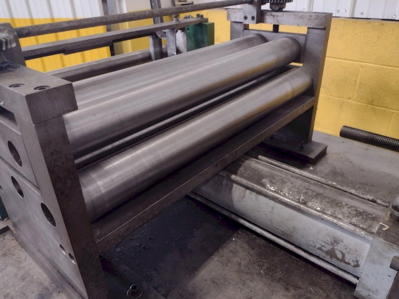 24" TRIAD DESIGN &amp; MFG FEEDER: STOCK #17013