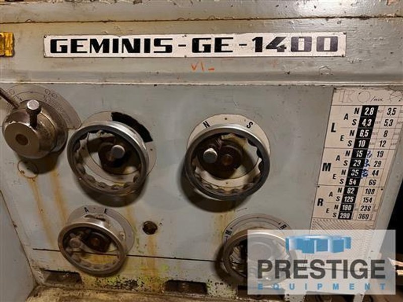 Lathes Flat Bed Manual &amp; CNC