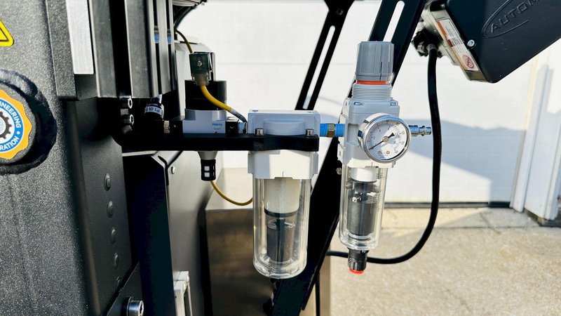 Automated Packaging Systems | Autobag 600 Bagger System  |  Vertical Orientation for Package Fulfilment with Powered Outfeed Conveyor