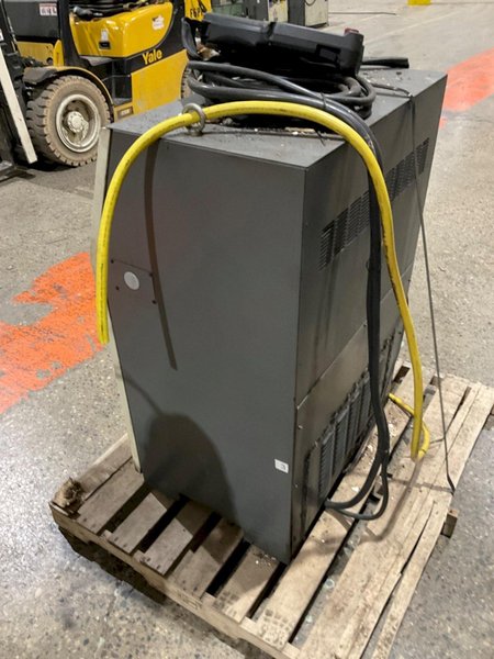FANUC M-20IA ROBOT W R-30IA CONTROLLER USED