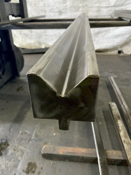 12'3" X 2" OPENING FEMALE PRESS BRAKE DIE: STOCK #80997