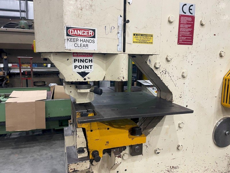 2012 Geka 165 Ton Ironworker, Model 165S