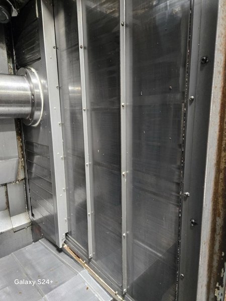 Matsuura H-Plus 300 HMC, 2006 – Chip Conveyor, Cool Through Spindle, Probing