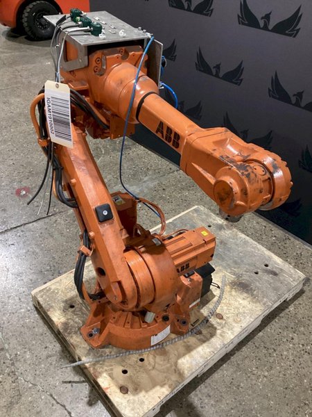 ABB IRB 2600 M2004 Robot w/ IRC5 Controls, Missing Cable Set USED