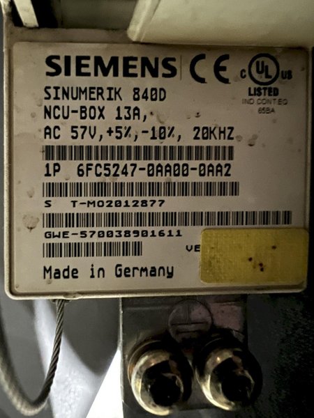 Siemens Simodrive CNC Servo Drive Unit 6FC5247-0AA00-0AA2 6FC52470AA000AA2