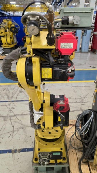 M-6IB ROBOT / R-J3IB CONTROLLER USED