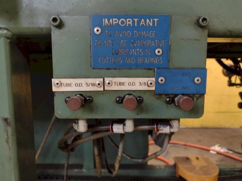 BURR OAK MODEL #VBHB RETURN TUBE BENDER &amp; MODEL #MTCO STRAIGHTENER FEEDER: STOCK #15868