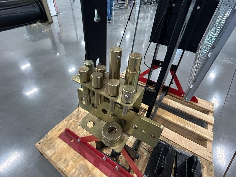 Redline RE50T-E 50 Ton Electric Shop Press- Auction Item