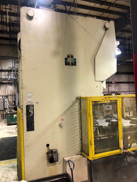 165 Ton Komatsu Gap Frame Press