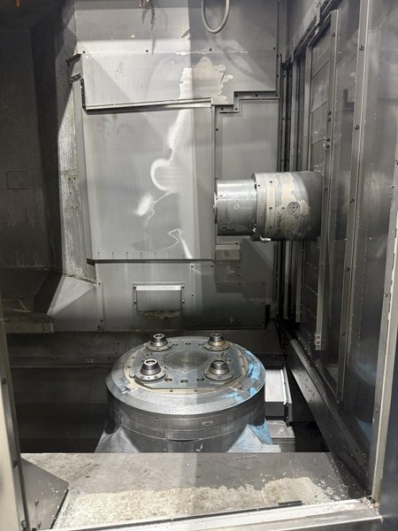 Makino MMC2 with (3) Makino a61nx - 30 Station Pallet Pool FMS For Sale