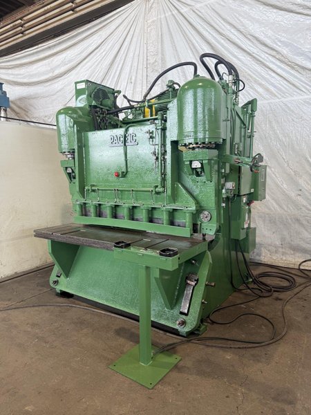 6' X 3/4" PACIFIC HYDRAULIC PLATE SHEAR. STOCK # 0665625