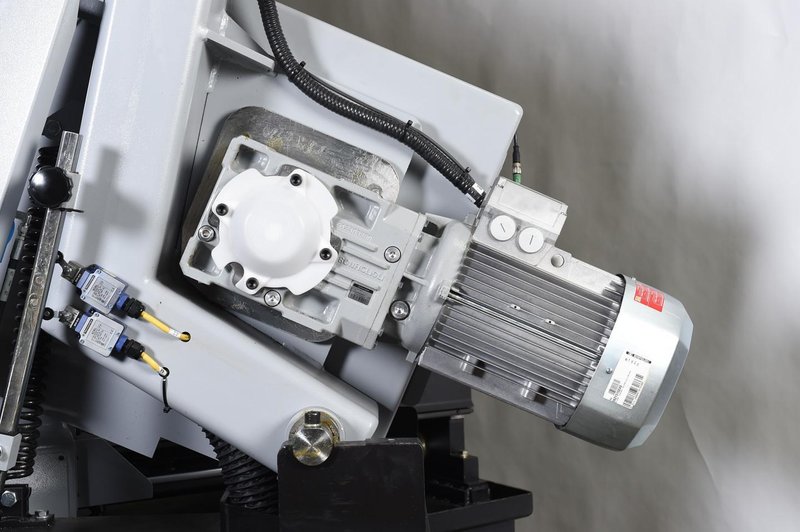 NEW 16"H x 25"W HYD-MECH MODEL M-16A AUTOMATIC HORIZONTAL PIVOT BAND SAW
