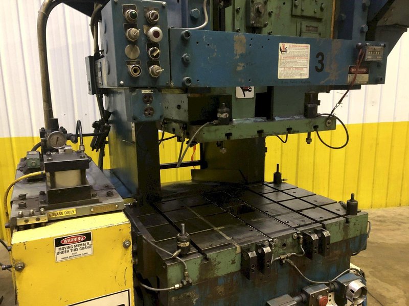 110 TON FEDERAL OBI BACK GEARED STAMPING PRESS, 5&quot; STROKE: STOCK 16271