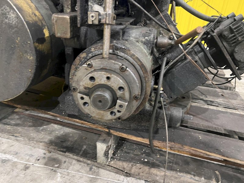 30 HP &amp; 50 TAPER PONTIAC VERTICAL MILLING HEAD: STOCK #13208