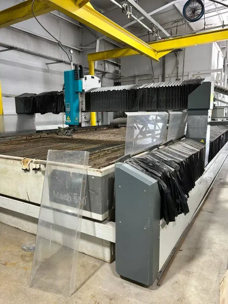 2018 FLOW Mach 500 3060 | Waterjet Cutters
