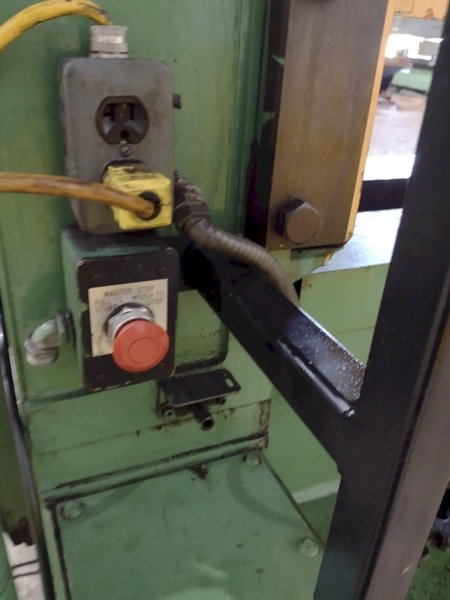 75 TON L&amp;J NO. EM275-42-24 HIGH SPEED STRAIGHT SIDE STAMPING PRESS. STOCK # 0778525