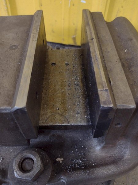 BRIDGEPORT CRANK VICE: STOCK #18878