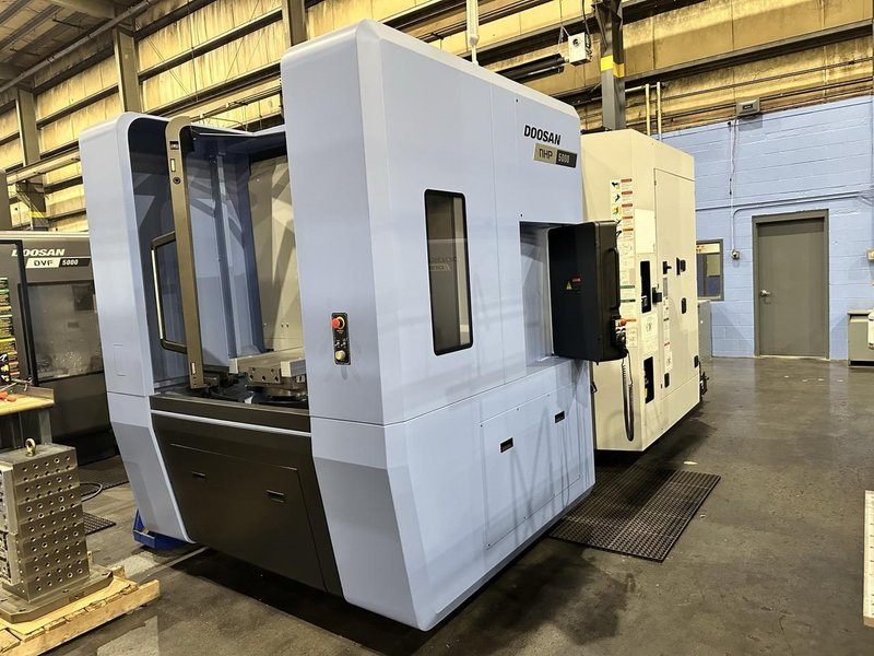 Doosan NHP 5000 HMC, 2021 – LNS Turbo MH250 Chip Conveyor, Probe, Tool Setter, 12 Cutting hours on machine!!