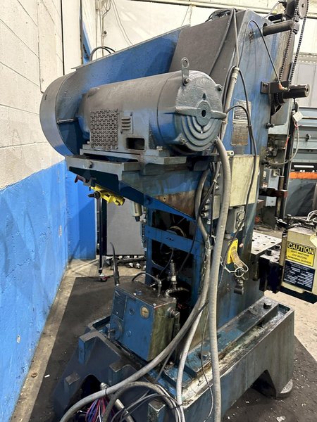 19&quot; X 84&quot; LEBLOND MAKINO ENGINE LATHE: STOCK #74768: STOCK #77809