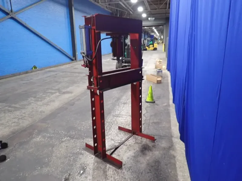ARCAN 40 TONS HEAVY DUTY PRESS  -  CP400W