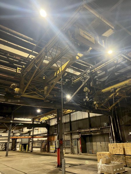 3 TON X 15' SHEPARD-NILES WALL MOUNTED POWERED GANTRY CRANE: STOCK 18474