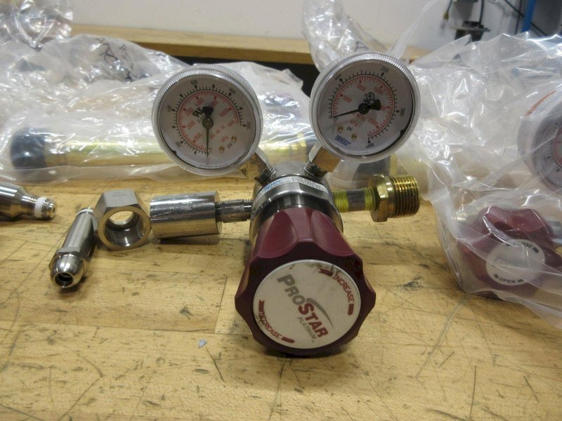 ProStar/ProSpec Platinum SST and Brass Gas Pressure Valves, Tubing, Assorting Fittings *** New Unused ***- Auction Item