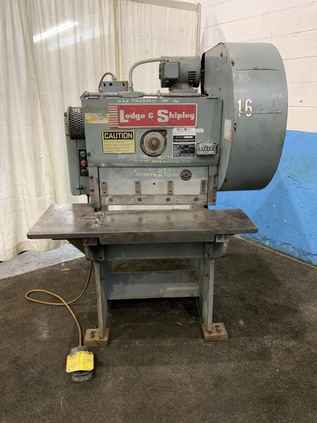 24" X 10 GA LODGE &amp; SHIPLEY MODEL 2CT40 POWER SQUARING SHEAR: STOCK #80981