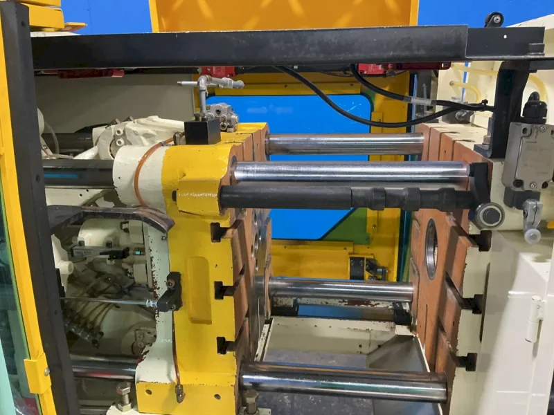 DIMA 28 MM SCREW DIAMETER INJECTION MOLDER  -  DMT55