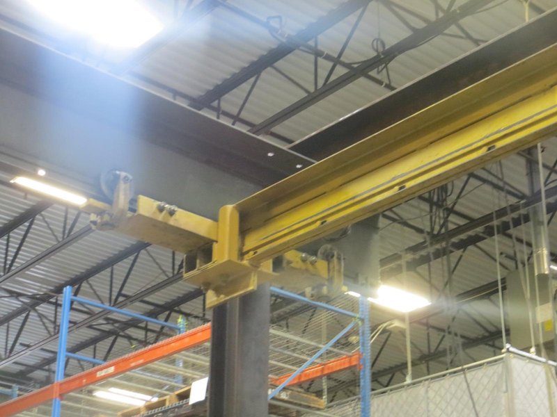 Overhead Shop Crane - Approx 16&#039; X 20&#039; Area with Aero Material Handling 1 Ton Under Slung Bridge Crane, ARO 1 Ton Air Operated Chain Hoist, 102&quot; Under the Hook- Auction Item