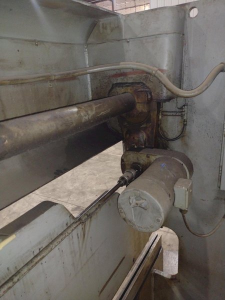 36 TON X 8' NIAGARA MODEL #1B36-6-8 MECHANICAL PUNCH PRESS: STOCK #23465