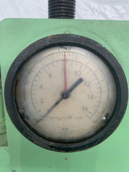 16 TON SEPORE HYDRAULIC PRESS. STOCK # 0746923.