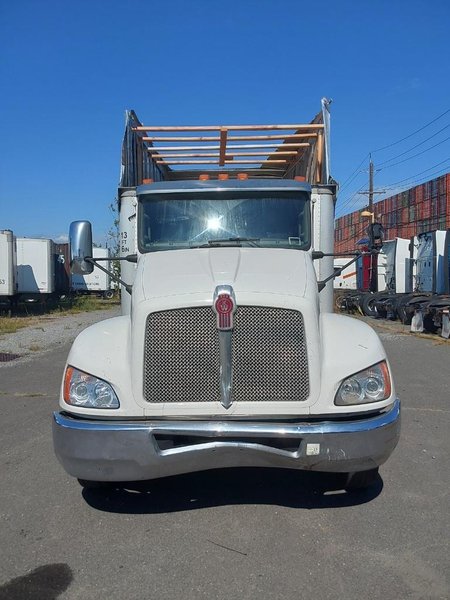 2022 Kenworth T270 Box  2NKHHM6X5NM482156