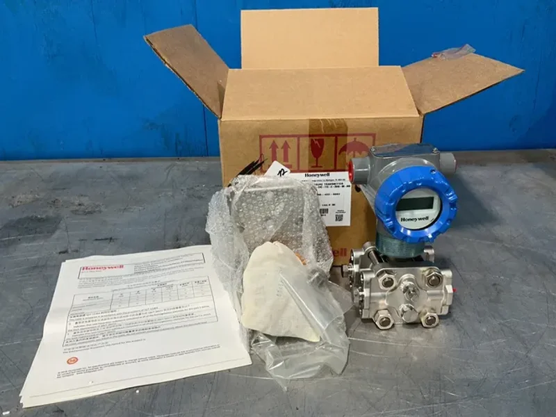 Honeywell 50 Psi Differential Pressure Transmitter - Std810-e1hn6as-1-a-chc-11s-a-20a6-00-0000
