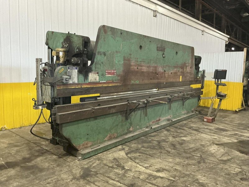 130 TON X 20' ACCURPRESS MODEL #713020 HYDRAULIC PRESS BRAKE: YOBRO #25003