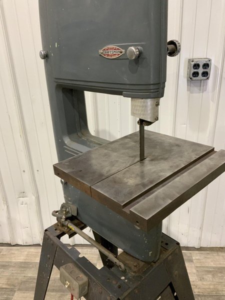 12" CRAFTSMAN VERTICAL BANDSAW: STOCK #80352
