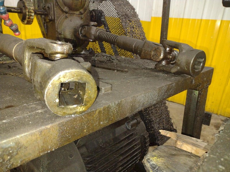 2 STAND x 2&quot; YODER UNIVERSAL DRIVE ROLLFORMER: STOCK #23430