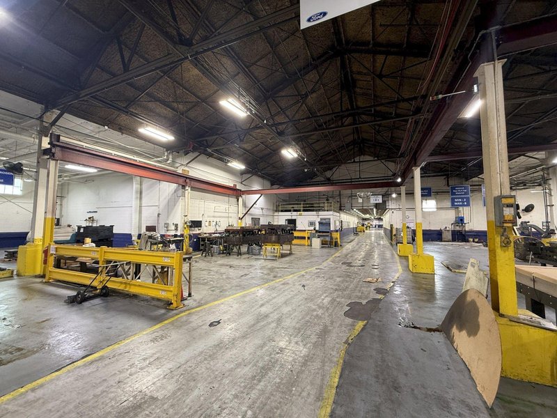 15 TON OVERHEAD CRANE RUNWAY SYSTEM: YOBRO #25380