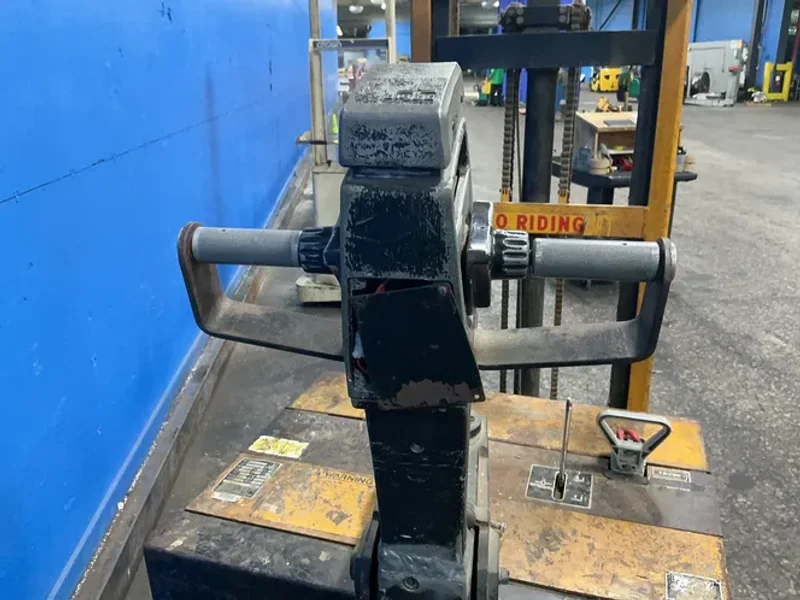 BIG JOE 2000 LBS ELECTRIC WALK BEHIND FORKLIFT  -  PDCM 20-106